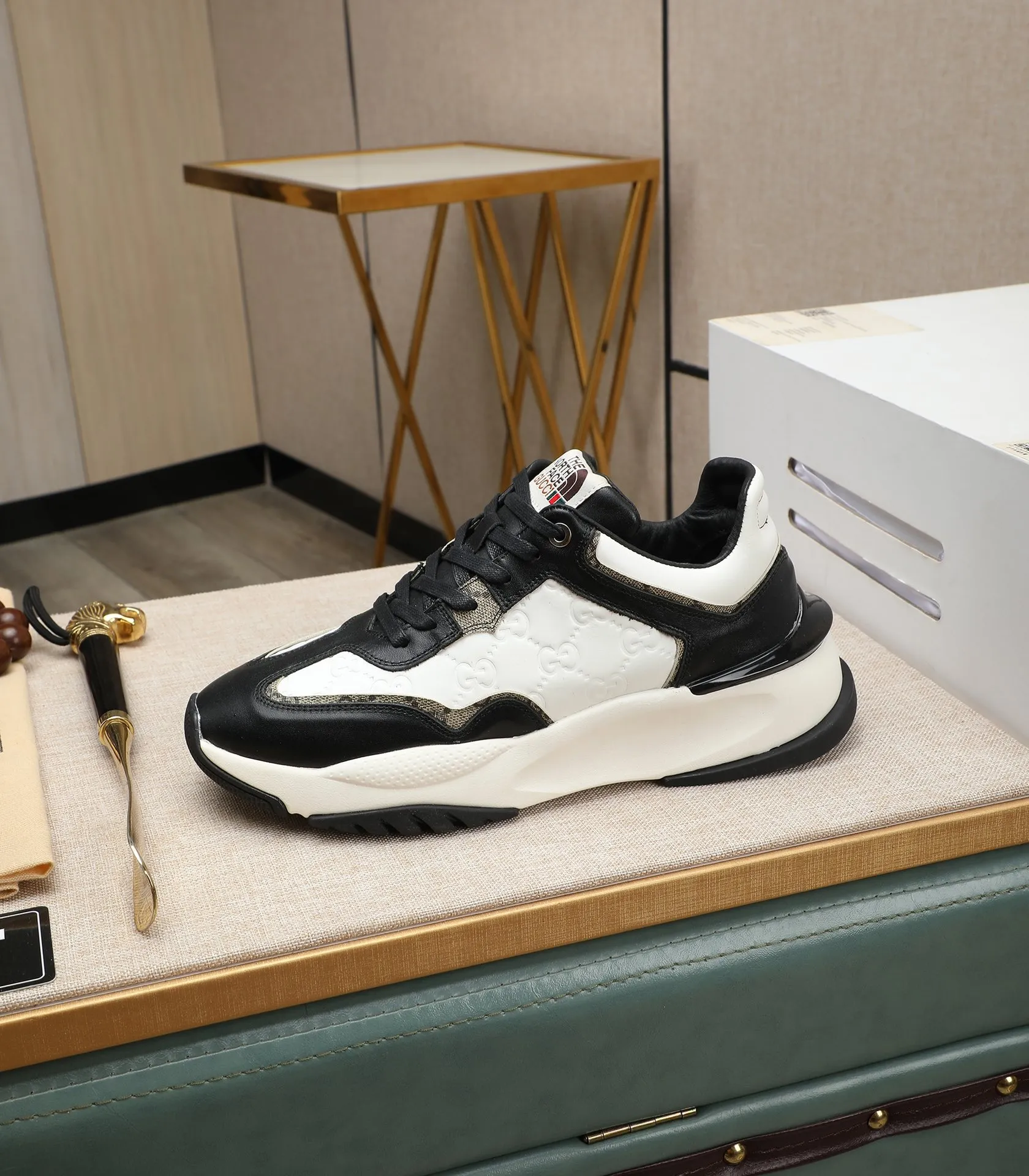 Men's men's shoes💰520 GUCCI🔍🔍2024 latest model On sale at the same time at the counter, original calfskin imported from Italy, genuine leather lining, (high-end, luxury, and class) exquisite workmanship, soles: original soles specially provided by the original factory, ⚠Exclusive double-layer movable molded soles are super comfortable⚠, real photos🎬The real ones are better🔍🔍"High quality·Follow the order" code number 38-44